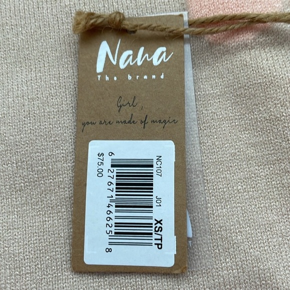 NaNa the Brand Flowers Crewneck Sweater NWT Size XS - Picture 13 of 13